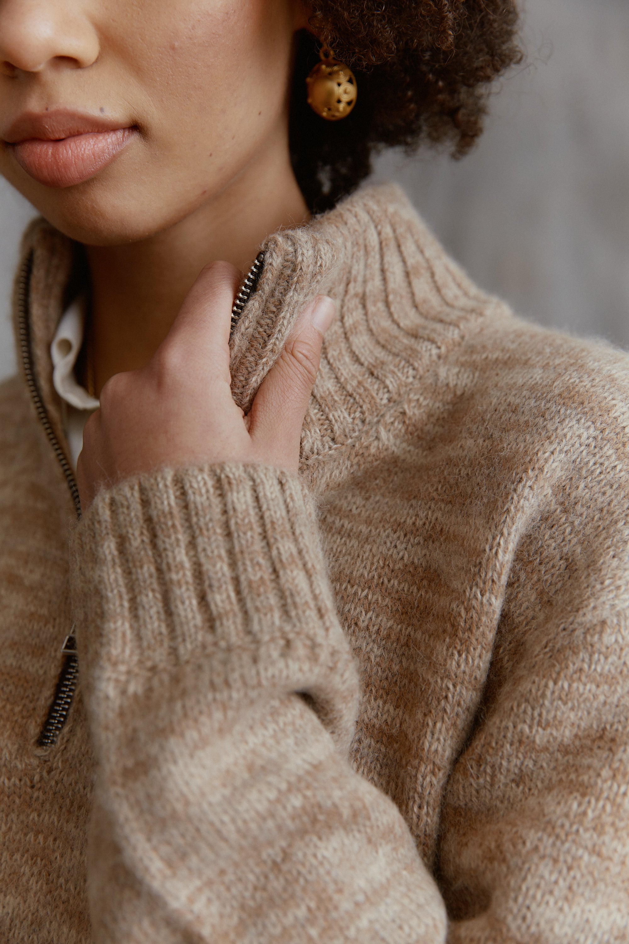 Troyer high-neck sweater made of alpaca in beige