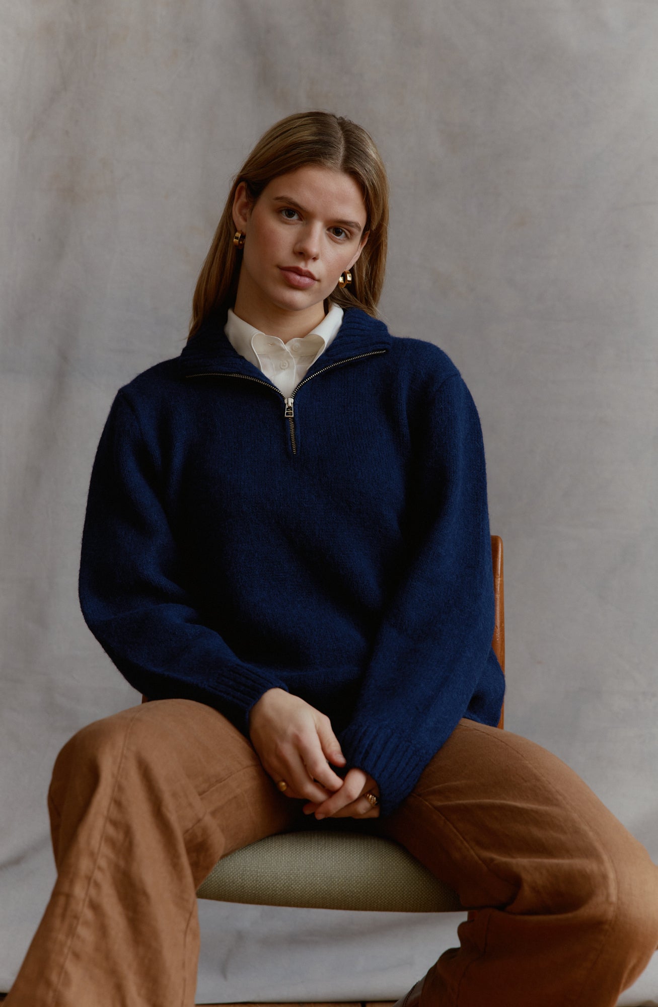 Troyer high-neck sweater made of alpaca in navy blue