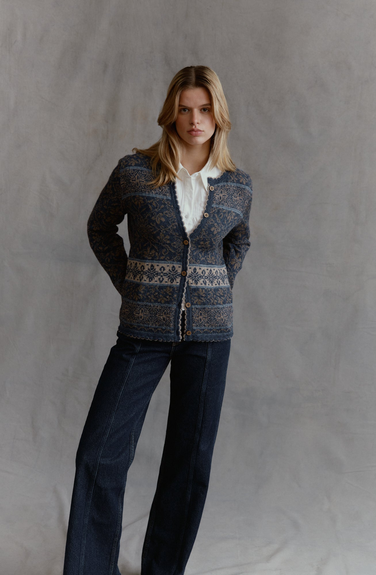Veronika Alpaca Cardigan in Jeans