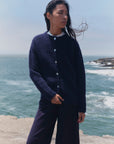 Marineblaue Alpaka Boucle Strickjacke Cruz von Manuela Bedford