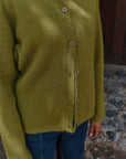 Alpaka Strickjacke in Grün von Manuela Bedford