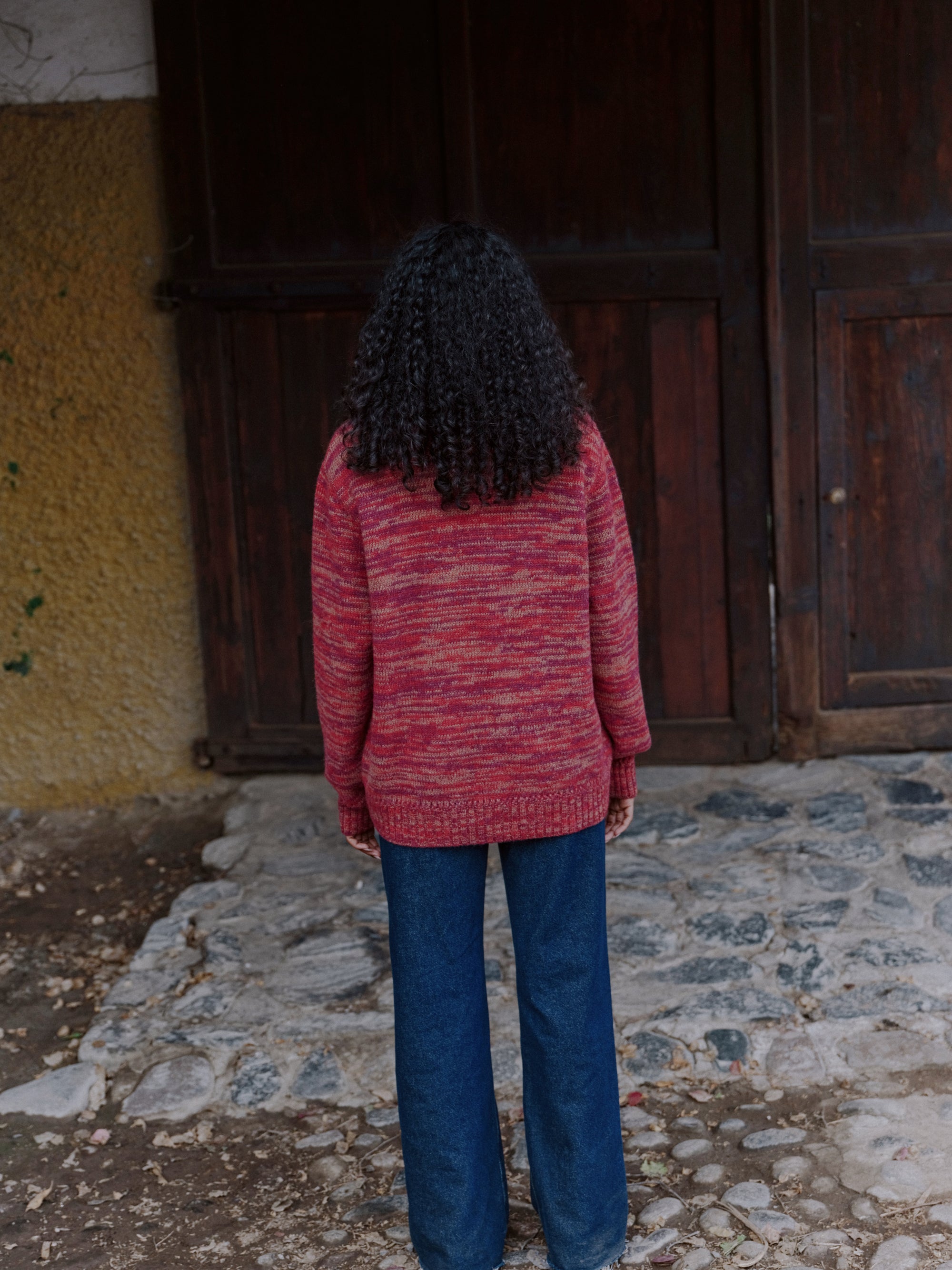 Alpaka Strickjacke in Rot Multi  von Manuela Bedford