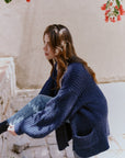 Alpaka Strickjacke in Jeans von Manuela Bedford