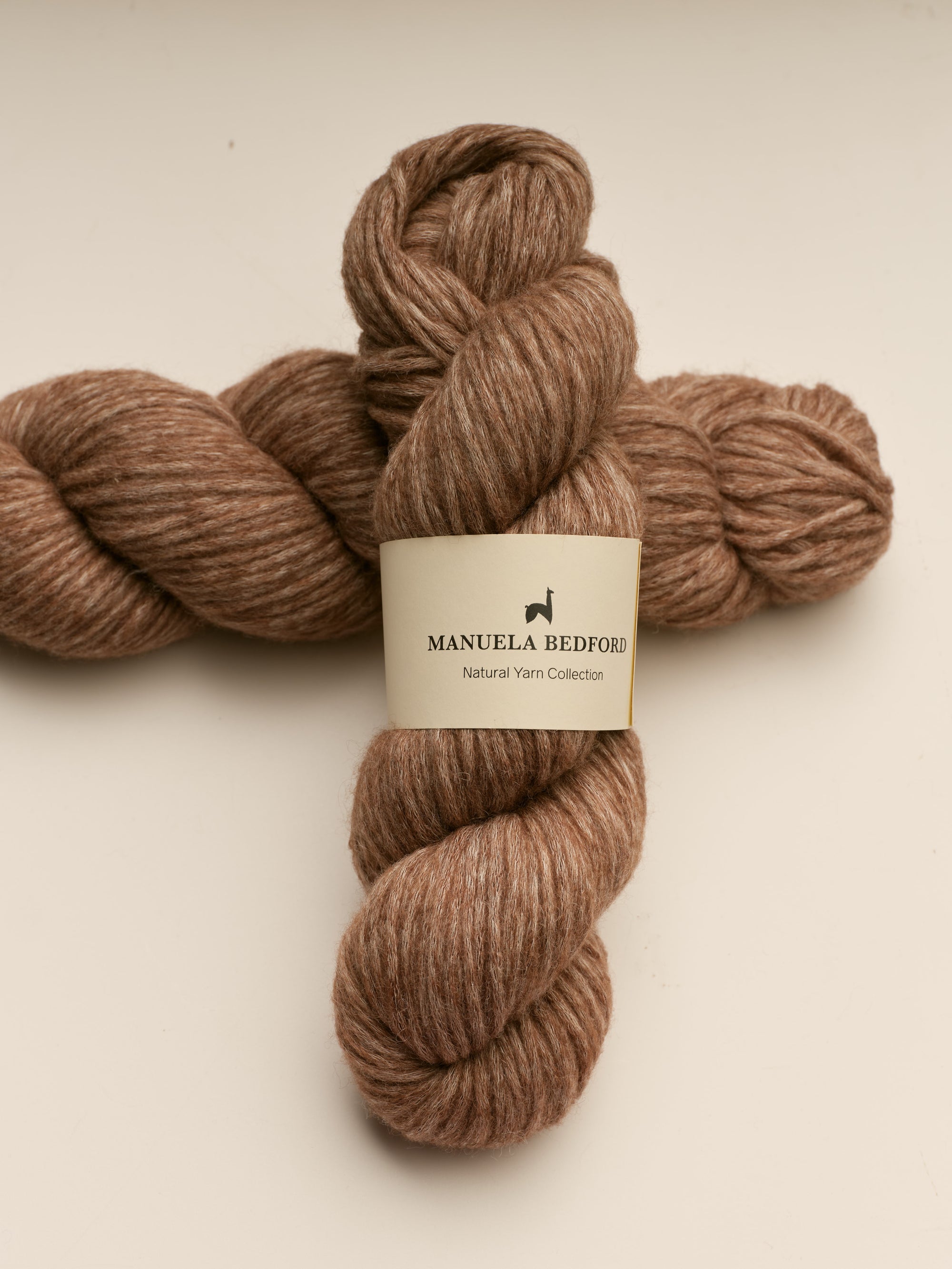 Baby Alpaka Wolle von Manuela Bedford in Braun