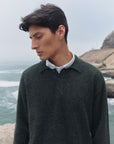 Alpaka Viacha Herren Pullover in Grün Melange von Manuela Bedford
