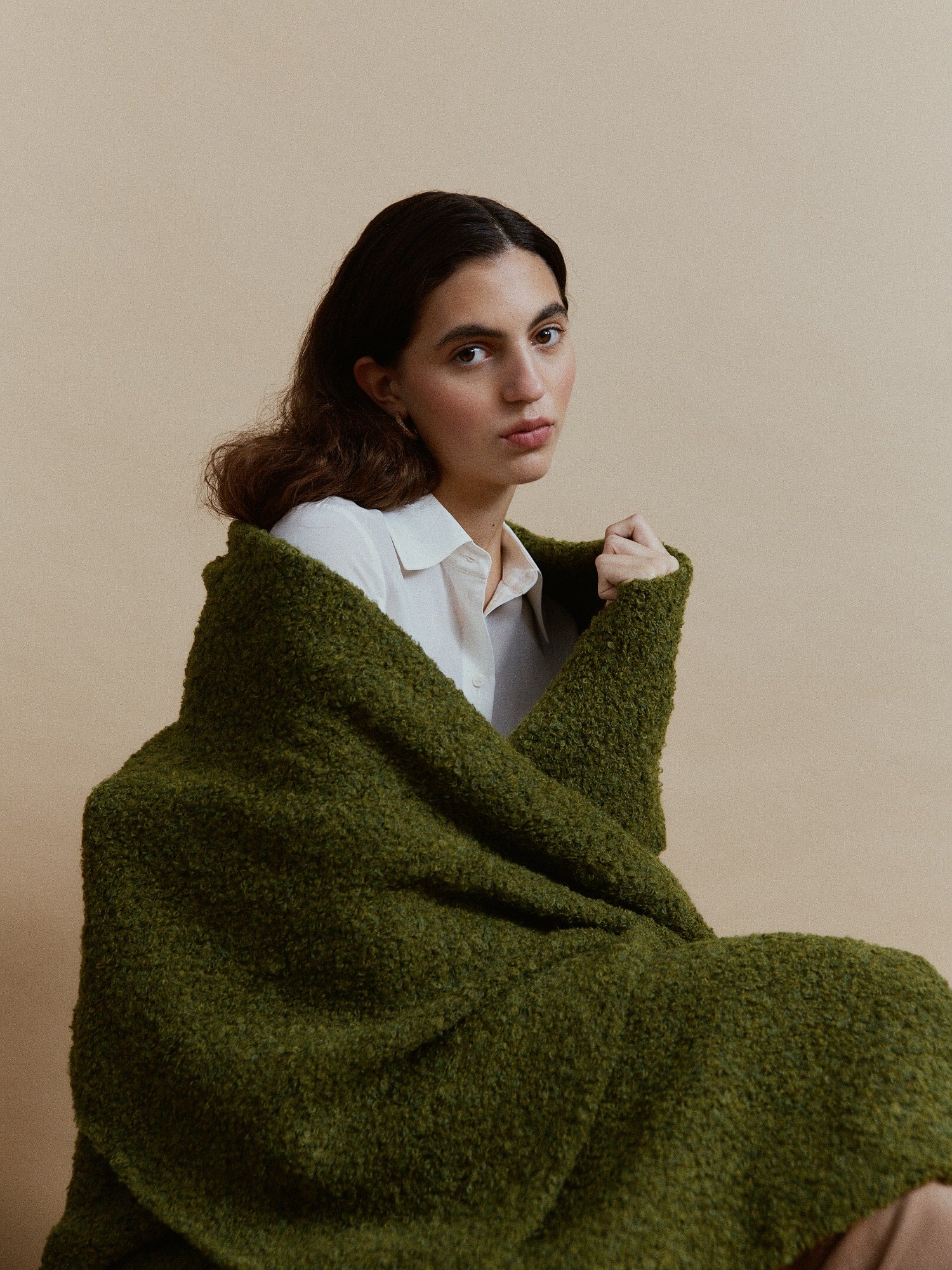 High-quality alpaca bedspread made of bouclé yarn