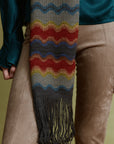 Lama Schal Multicolor von Manuela Bedford getragen