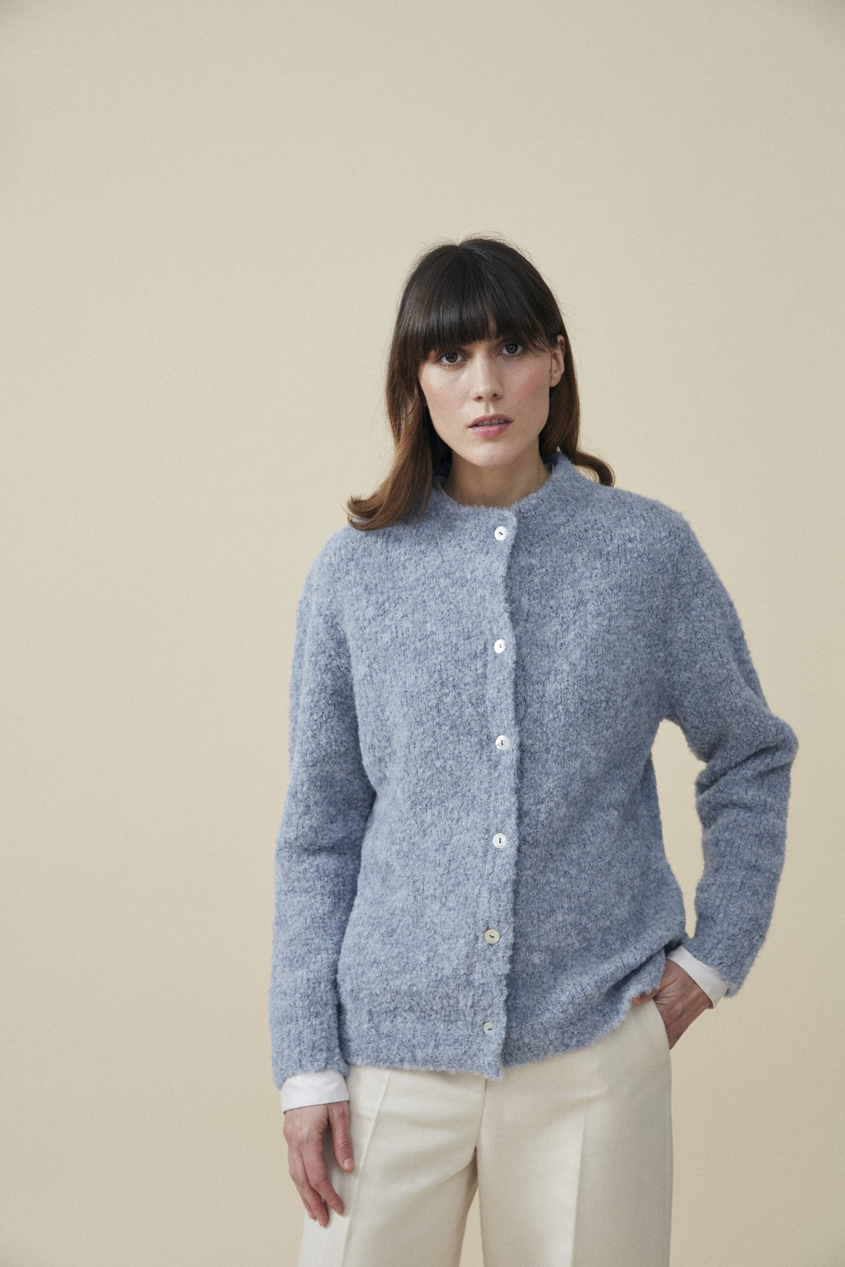 Wonderfully light bouclé cardigan made of high-quality alpaca wool