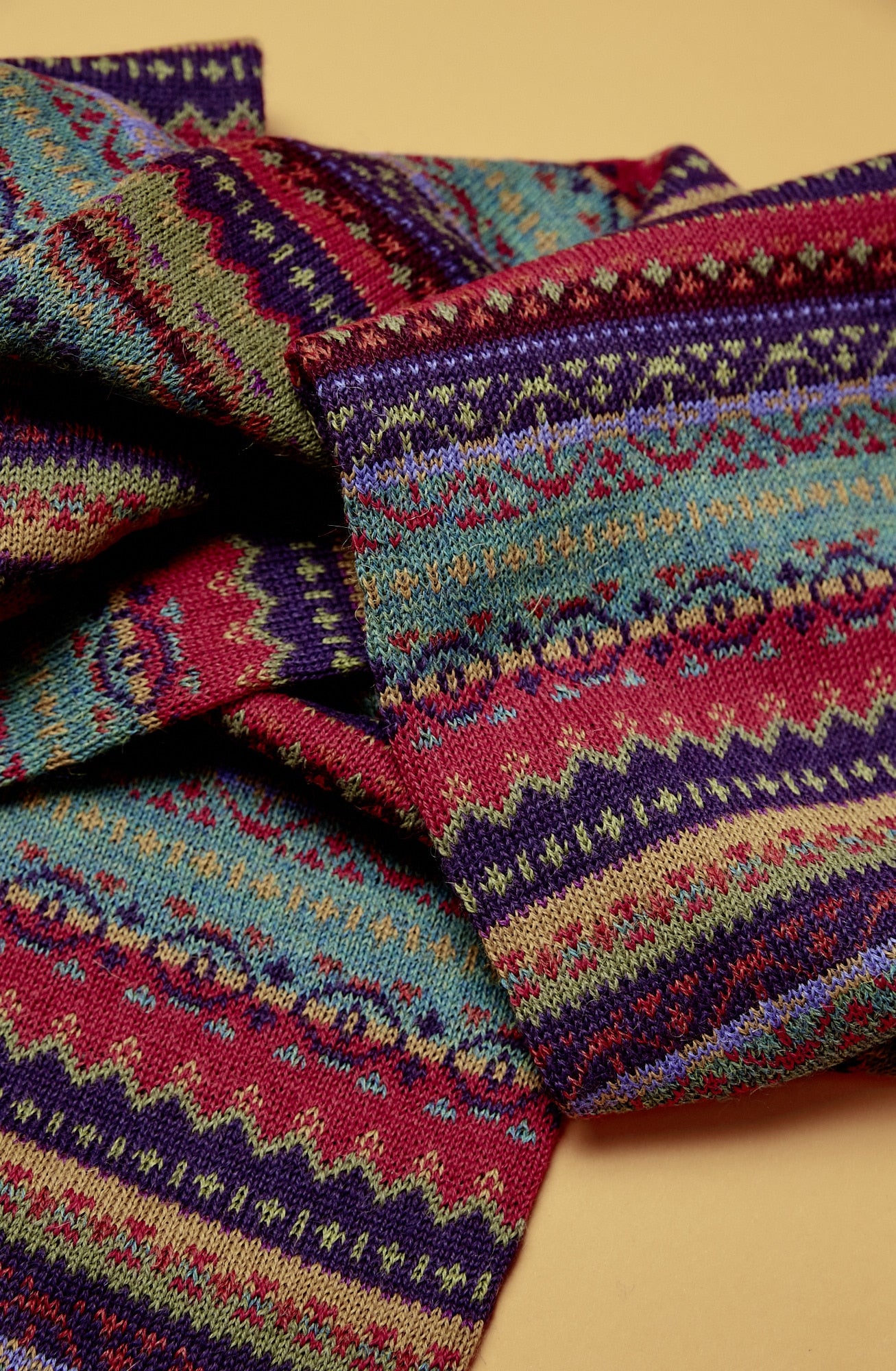 Colorful scarf Rayas made of 100% alpaca