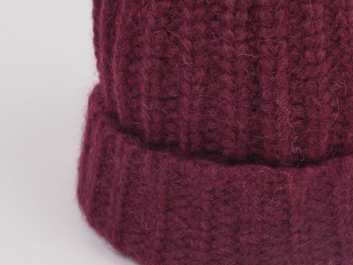Alpaka Mütze in Berry aus Baby Alpaka