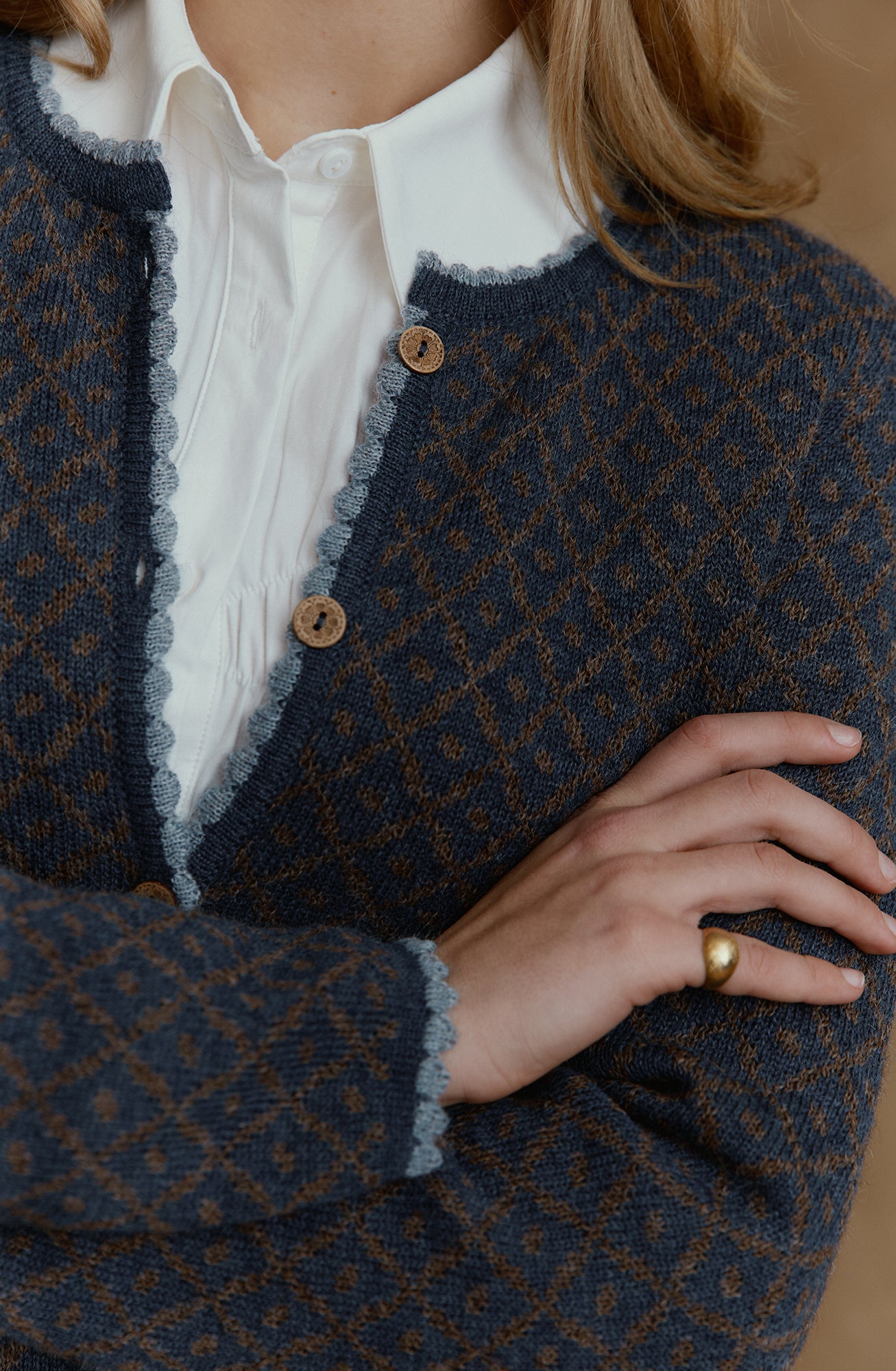 Alpaka Aura Cardigan kurz in  Blau von Manuela Bedford