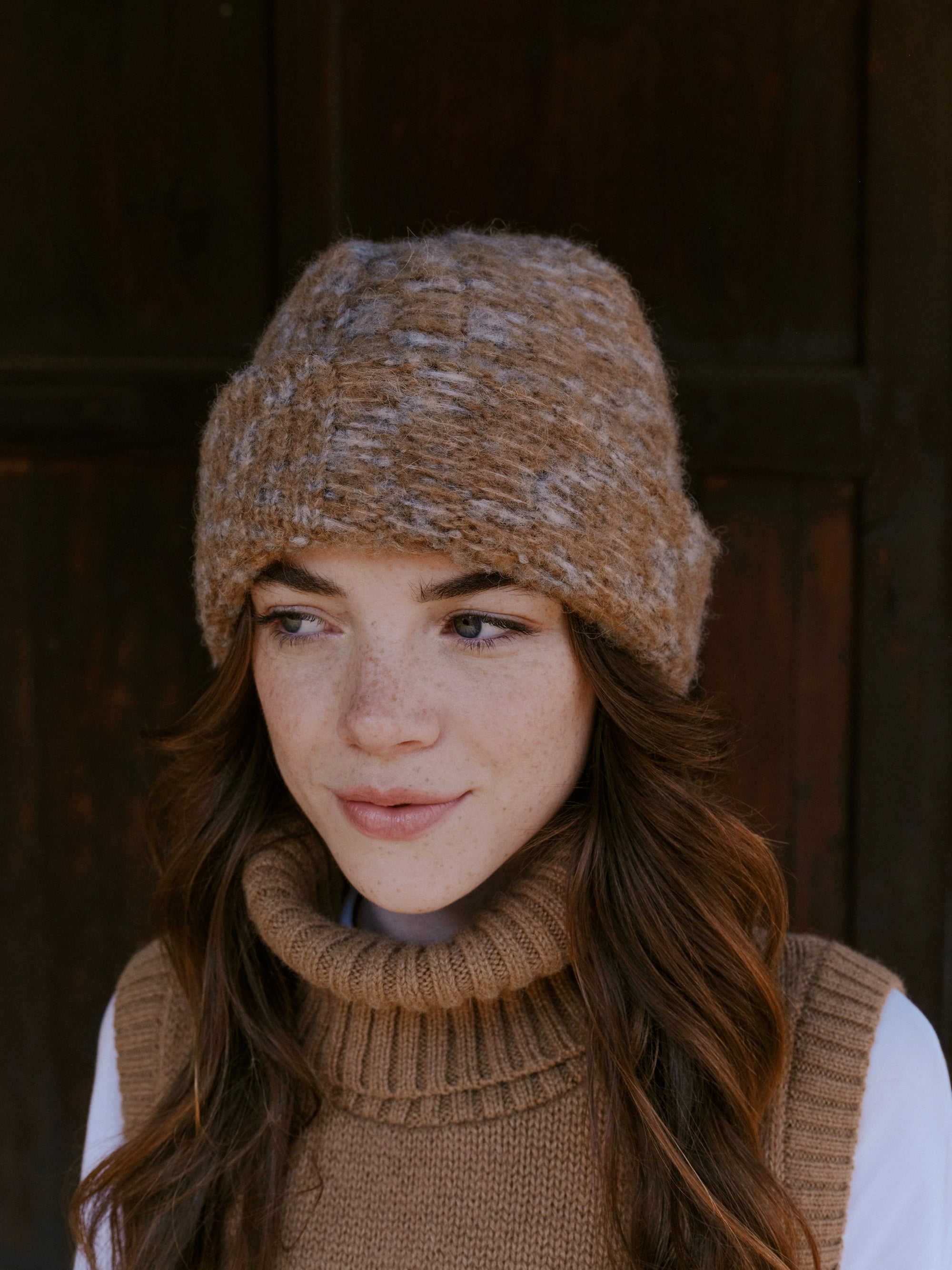 Manuela Bedford Beanie in Braun von Manuela Bedford 