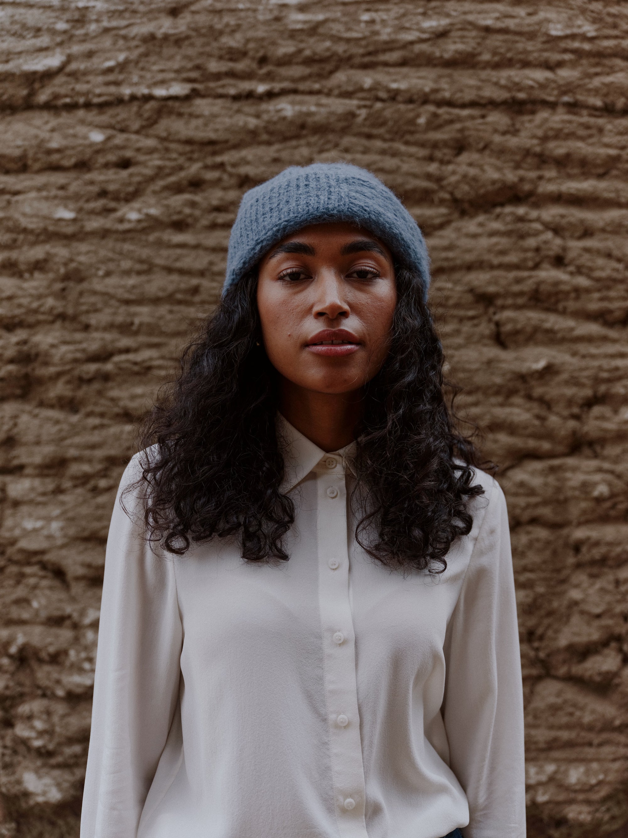 Alpaka Beanie in Jeans von Manuela Bedford 