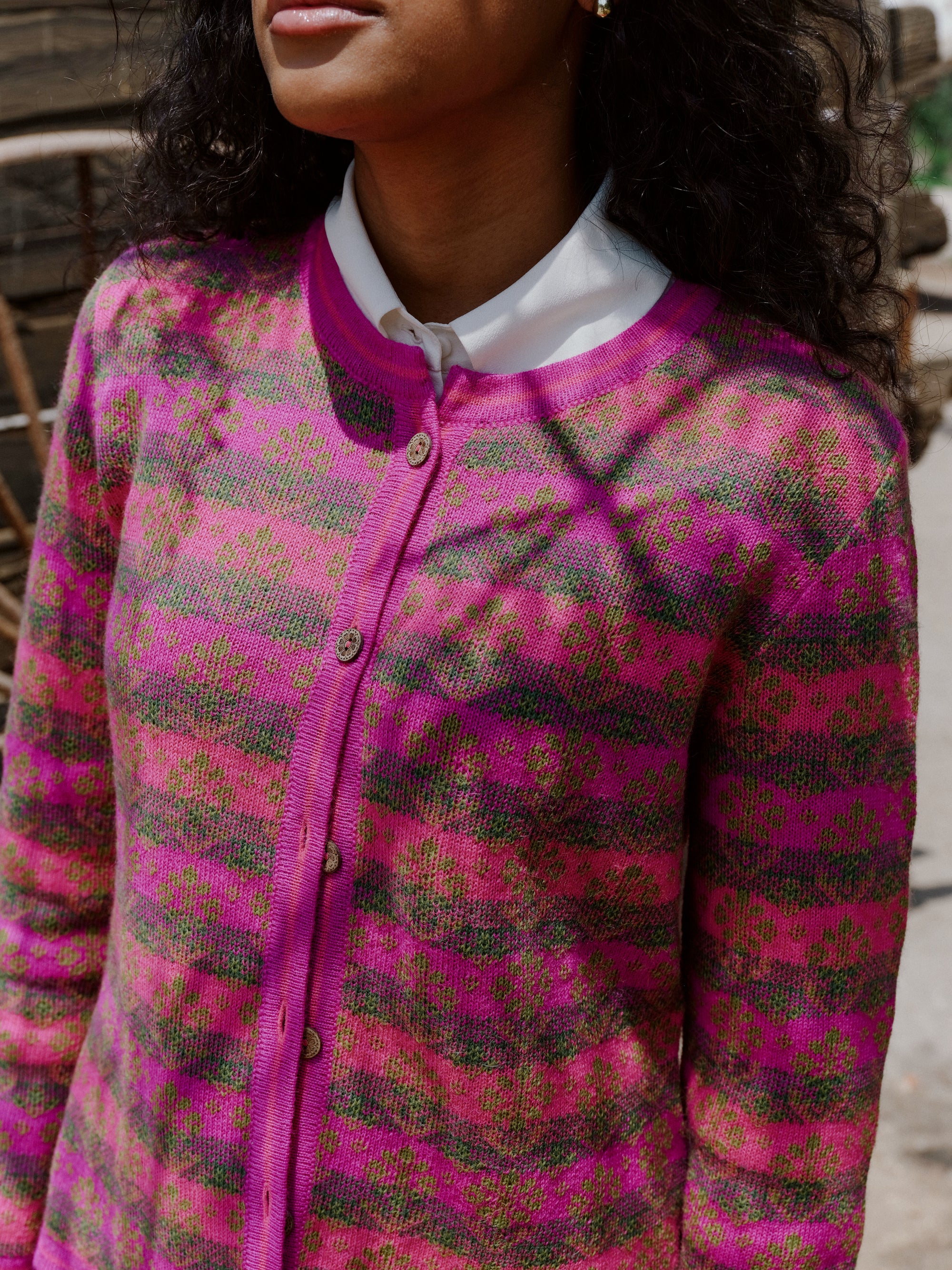 Alpaka Strickjacke in Fuchsia von Manuela Bedford 