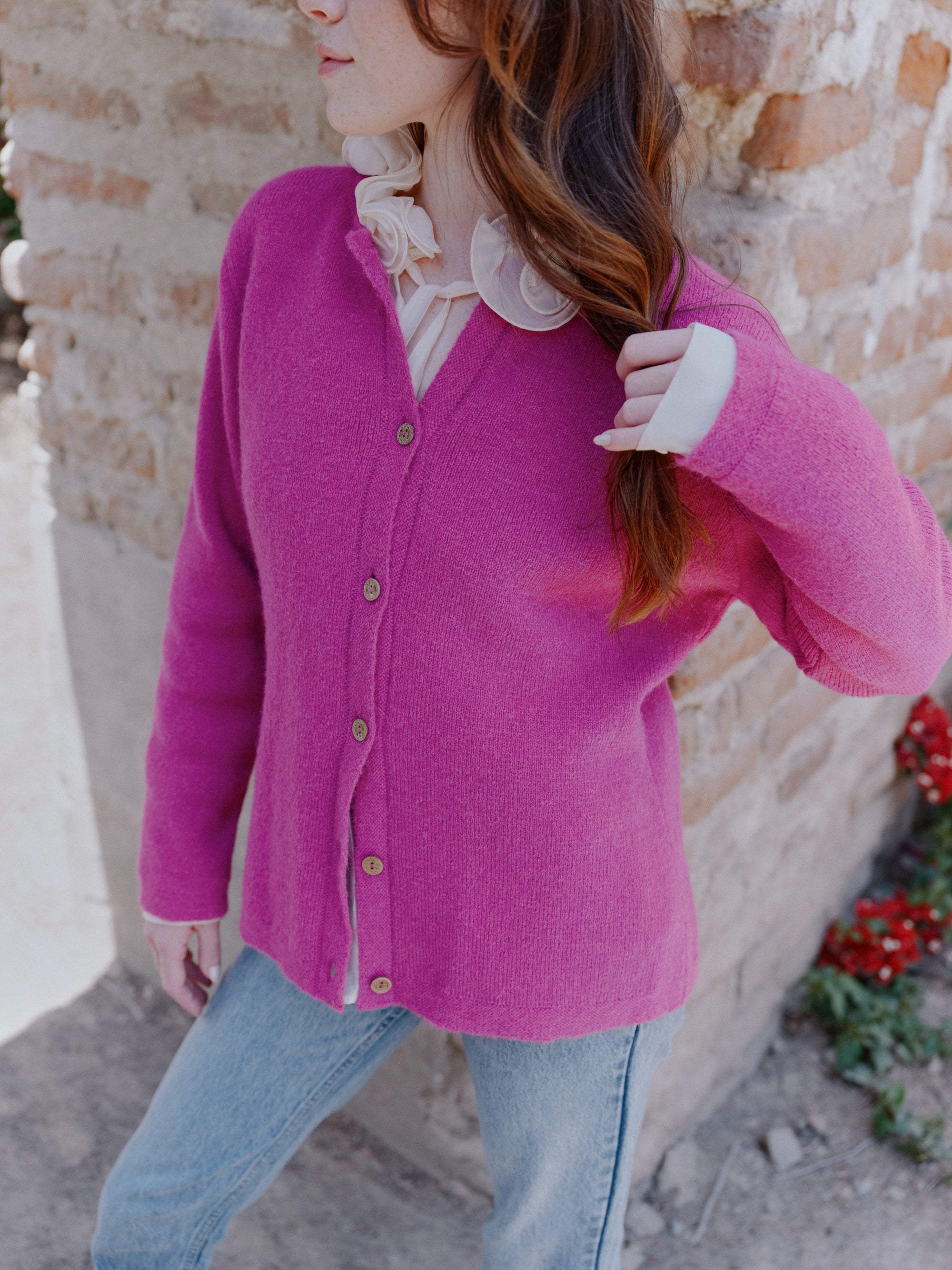 Alpaka Strickjacke in Fuchsia von Manuela Bedford 
