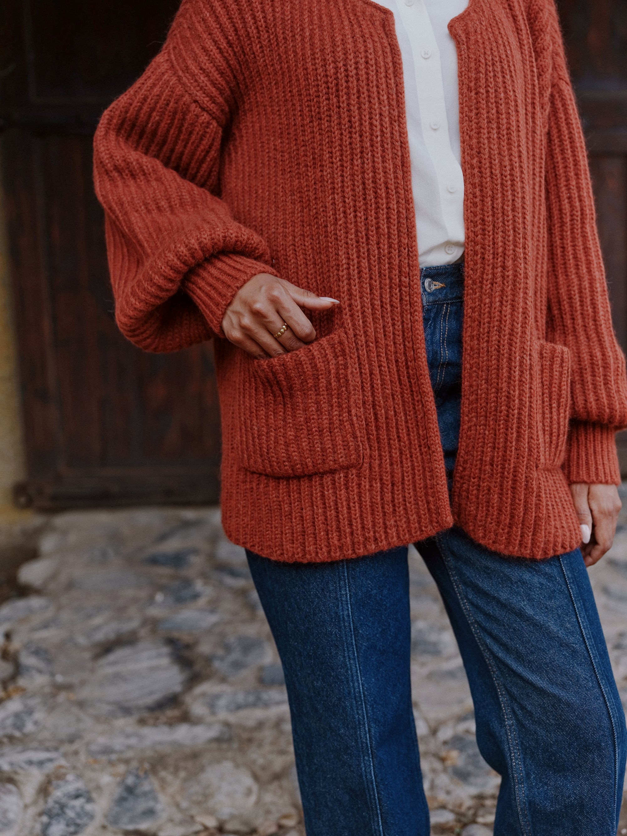 Alpaka Strickjacke in Braun von Manuela Bedford 