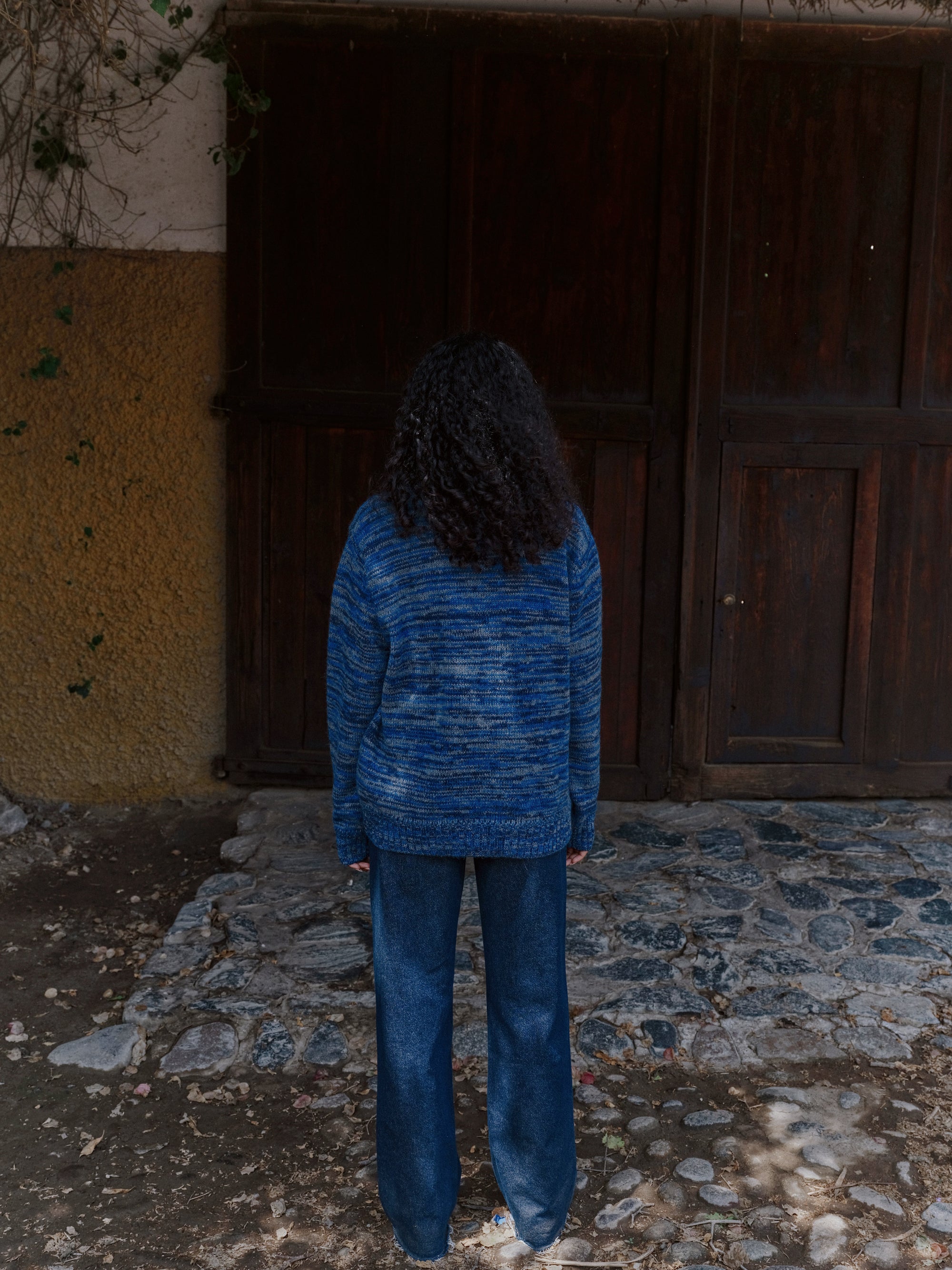 Alpaka Strickjacke in Blau von Manuela Bedford 