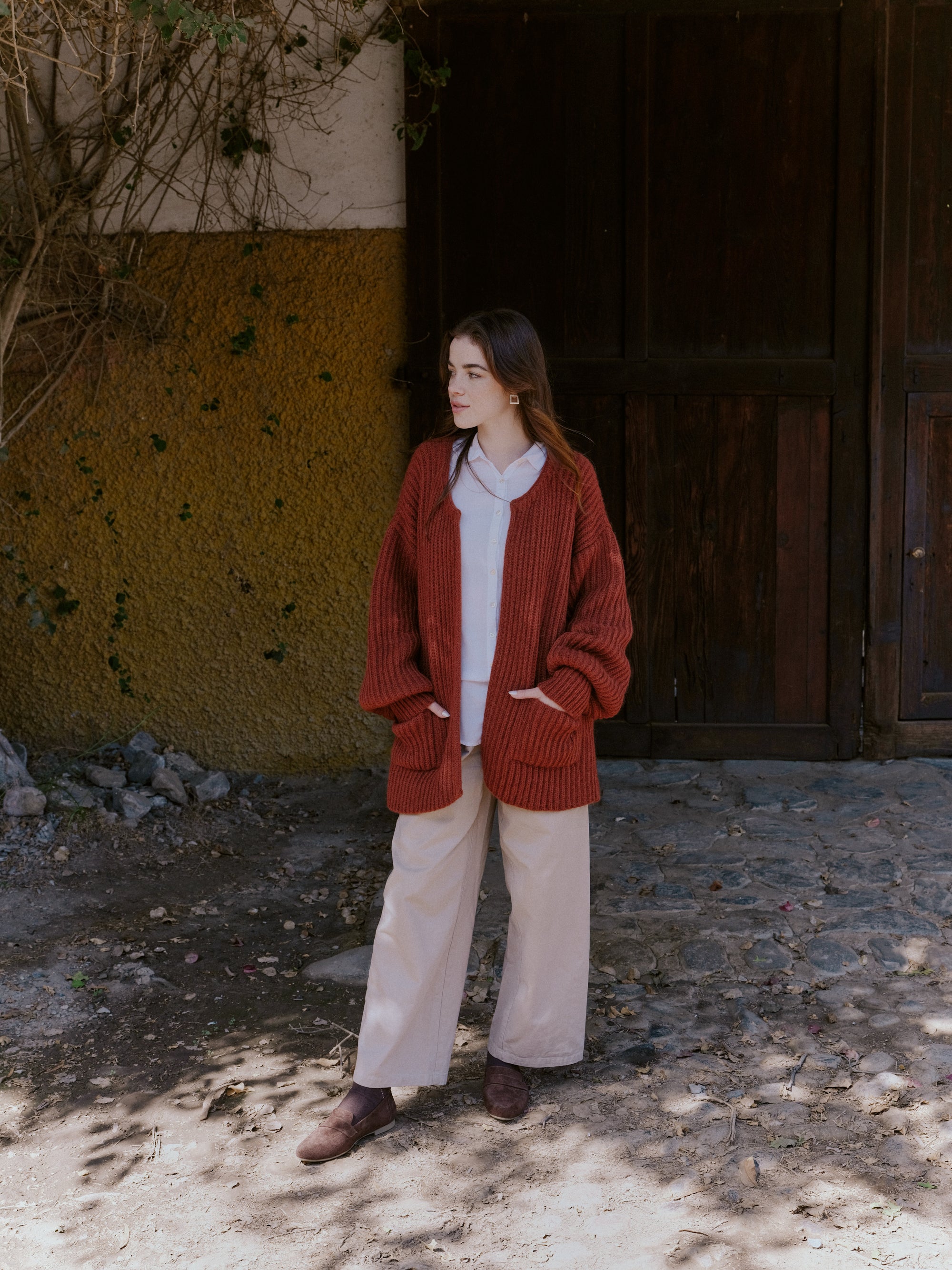 Alpaka Strickjacke in Braun von Manuela Bedford