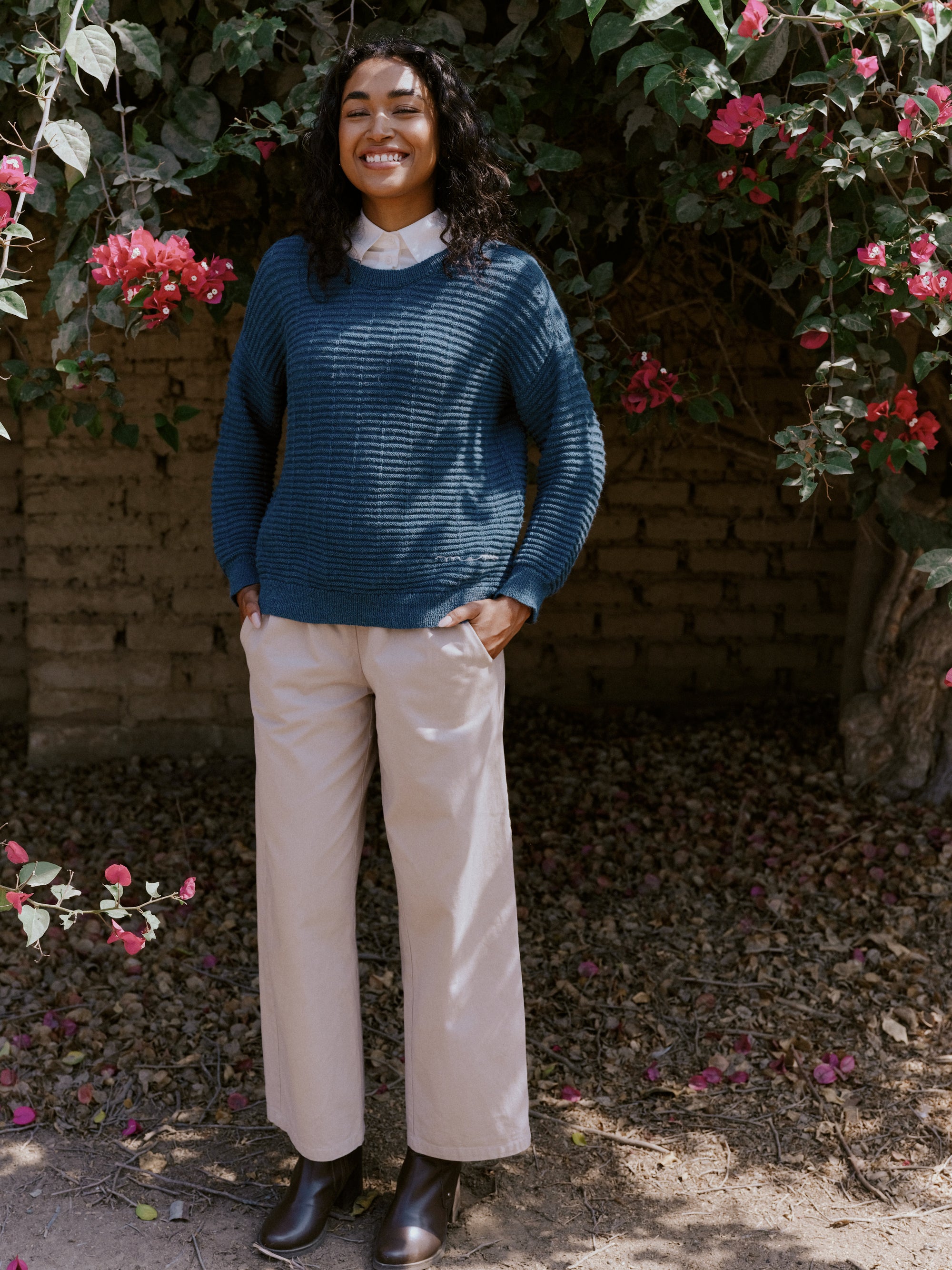 Baby Alpaka Pullover von Manuela Bedford Frontalansicht 