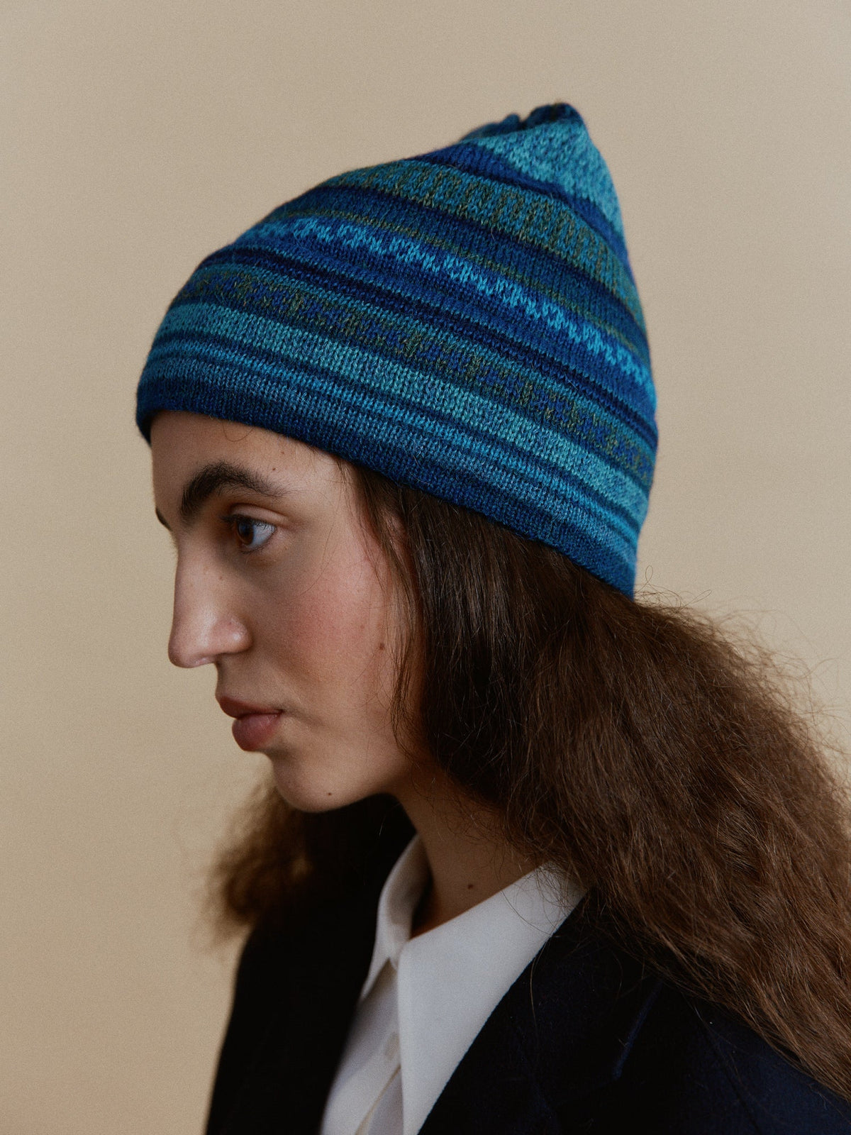 Alpaka Jacquard Mütze Rayas in Türkis von Manuela Bedford