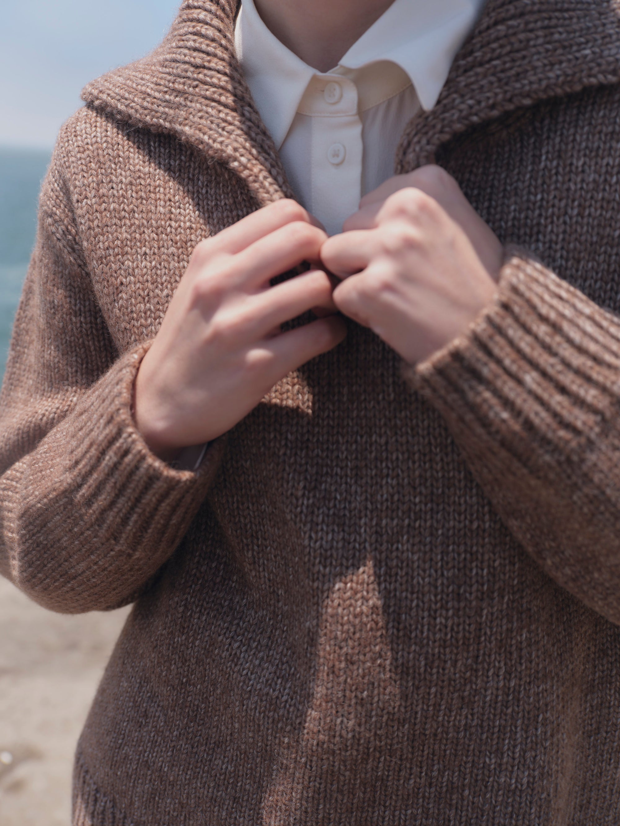 Alpaka Pullover Viacha in Braun von Manuela Bedford