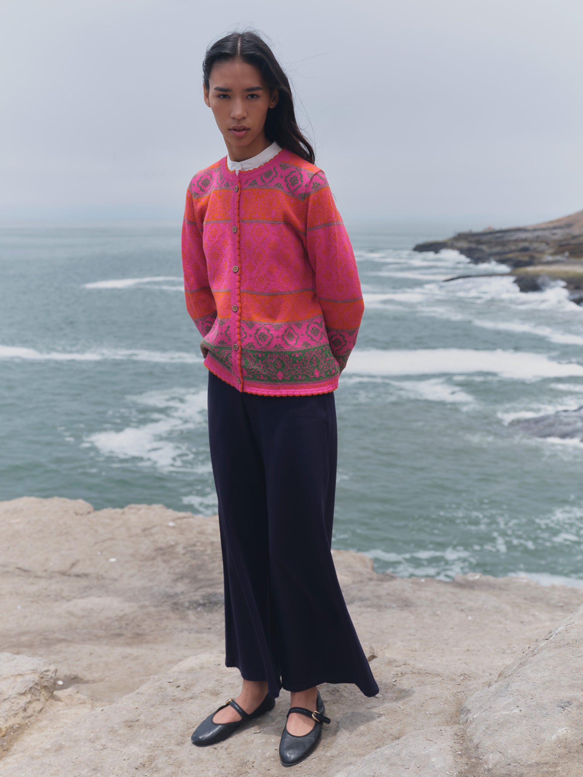 Alpaka Strickjacke Andrea in Fuchsia von Manuela Bedford