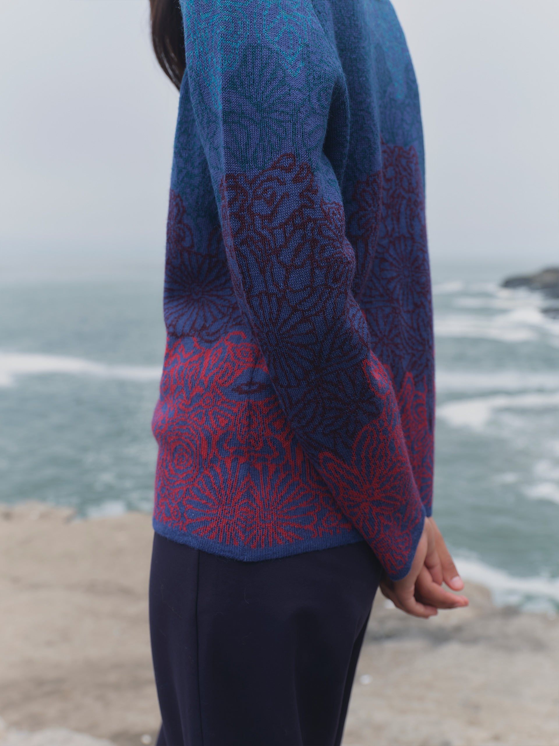 Alpaka Strickjacke JULI in Blau von Manuela Bedford