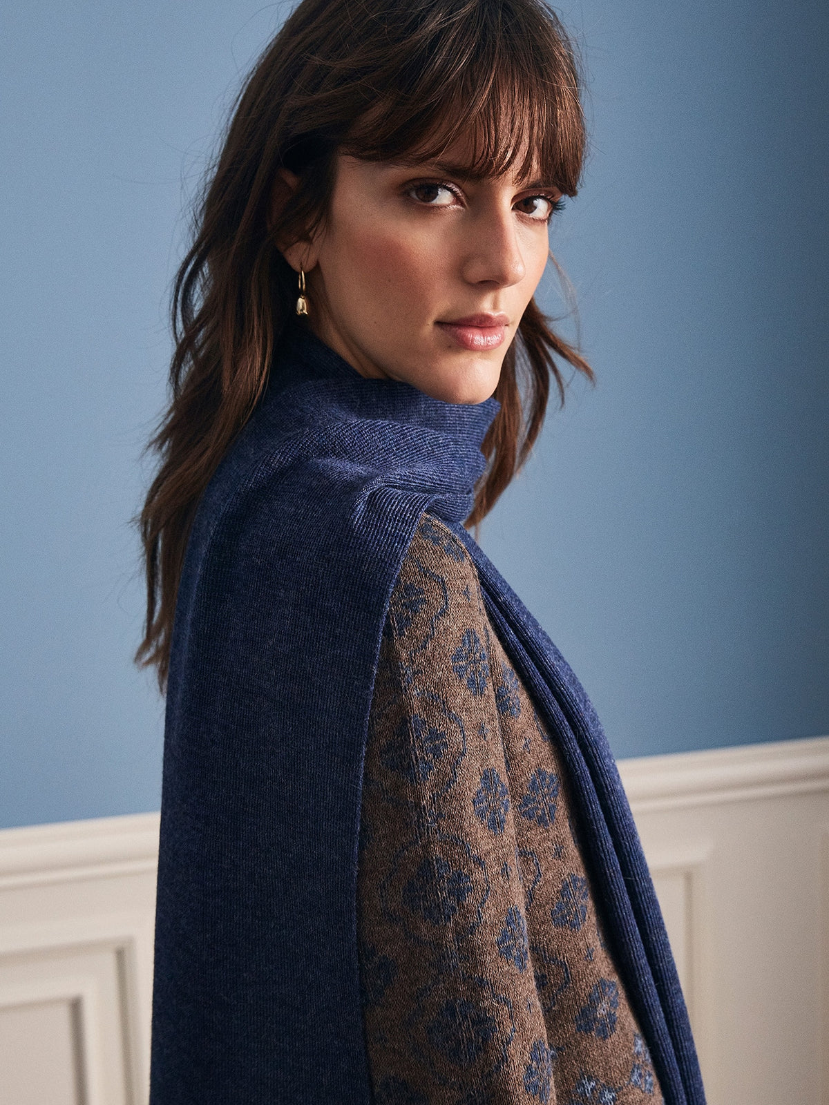 Klassik Alpaka Schal in Jeansblau von Manuela Bedford