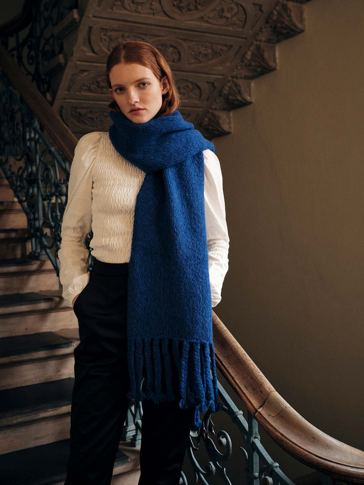 Alpaka Oversize Schal von Manuela Bedford in Blau