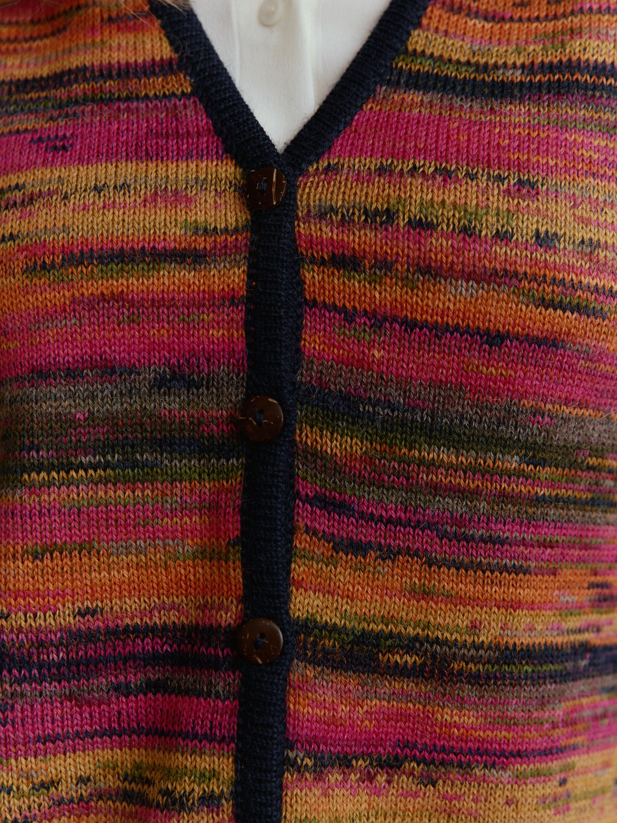 Alpaka Weste Pintado Multicolor Detailansicht