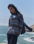 Alpaka Strickjacke Zigzag in Jeans von Manuela Bedford