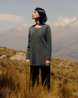 Lange Alpaka Strickjacke in Grau von Manuela Bedford