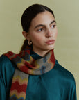 Handgestrickter Lama Schal in Multicolor von Manuela Bedford
