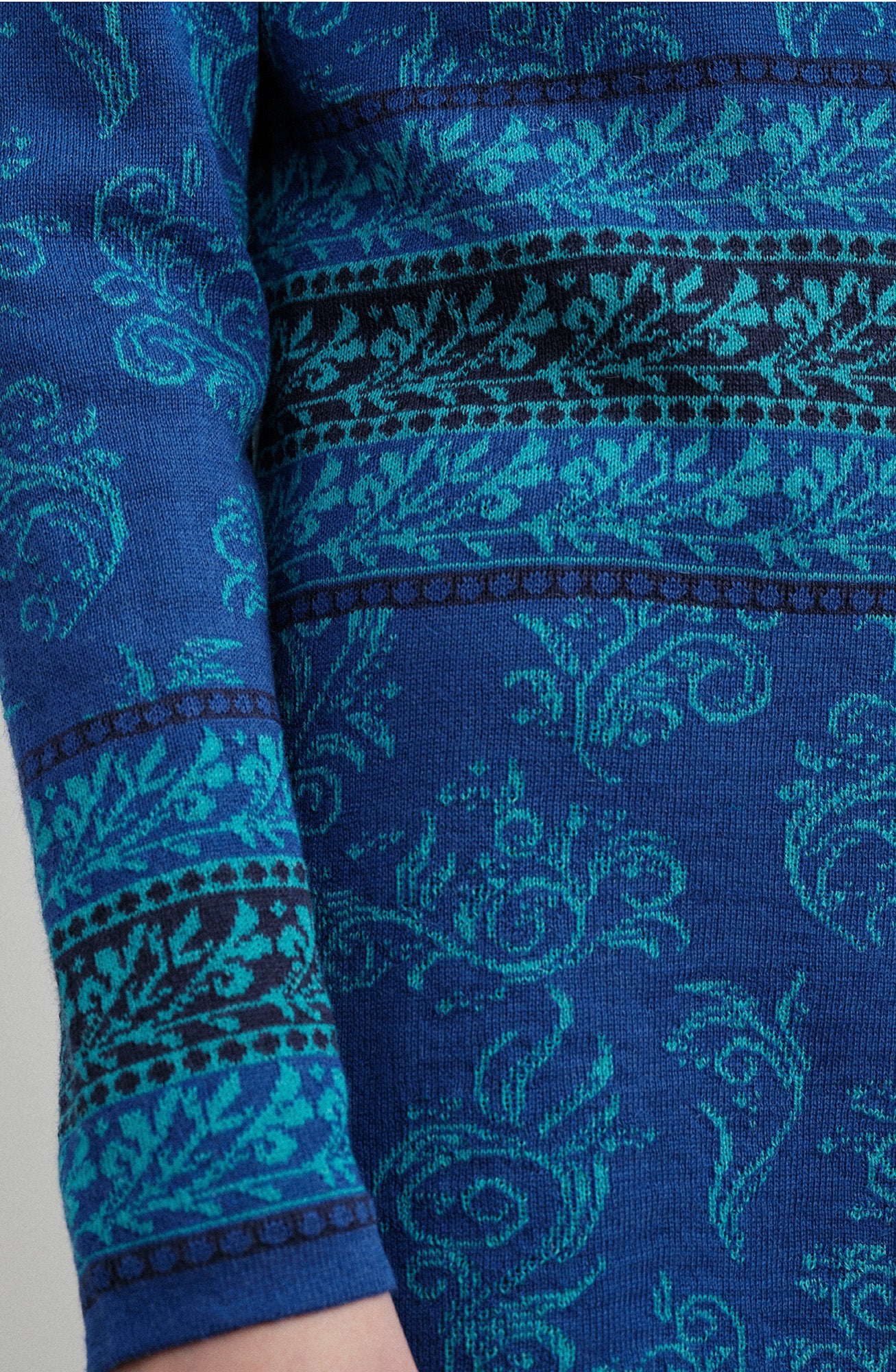 Alpaka Cardigan in Blau von Manuela Bedford