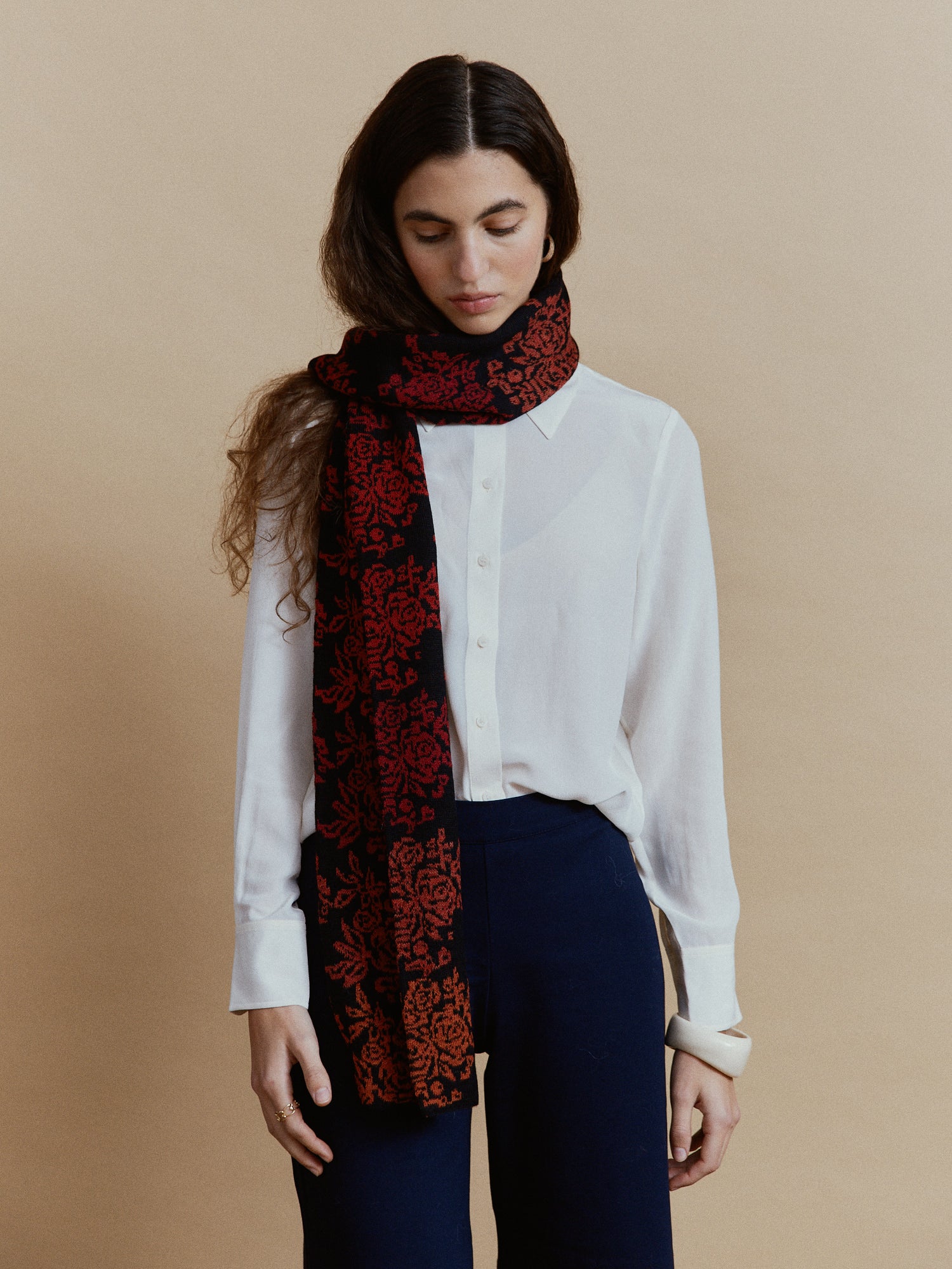 Alpaka Schal Sofia in Schwarz von Manuela Bedford
